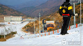 [寒假春節]韓國滑雪樂翻天5日【只走彩妝】住滑雪度假村+滑雪體驗